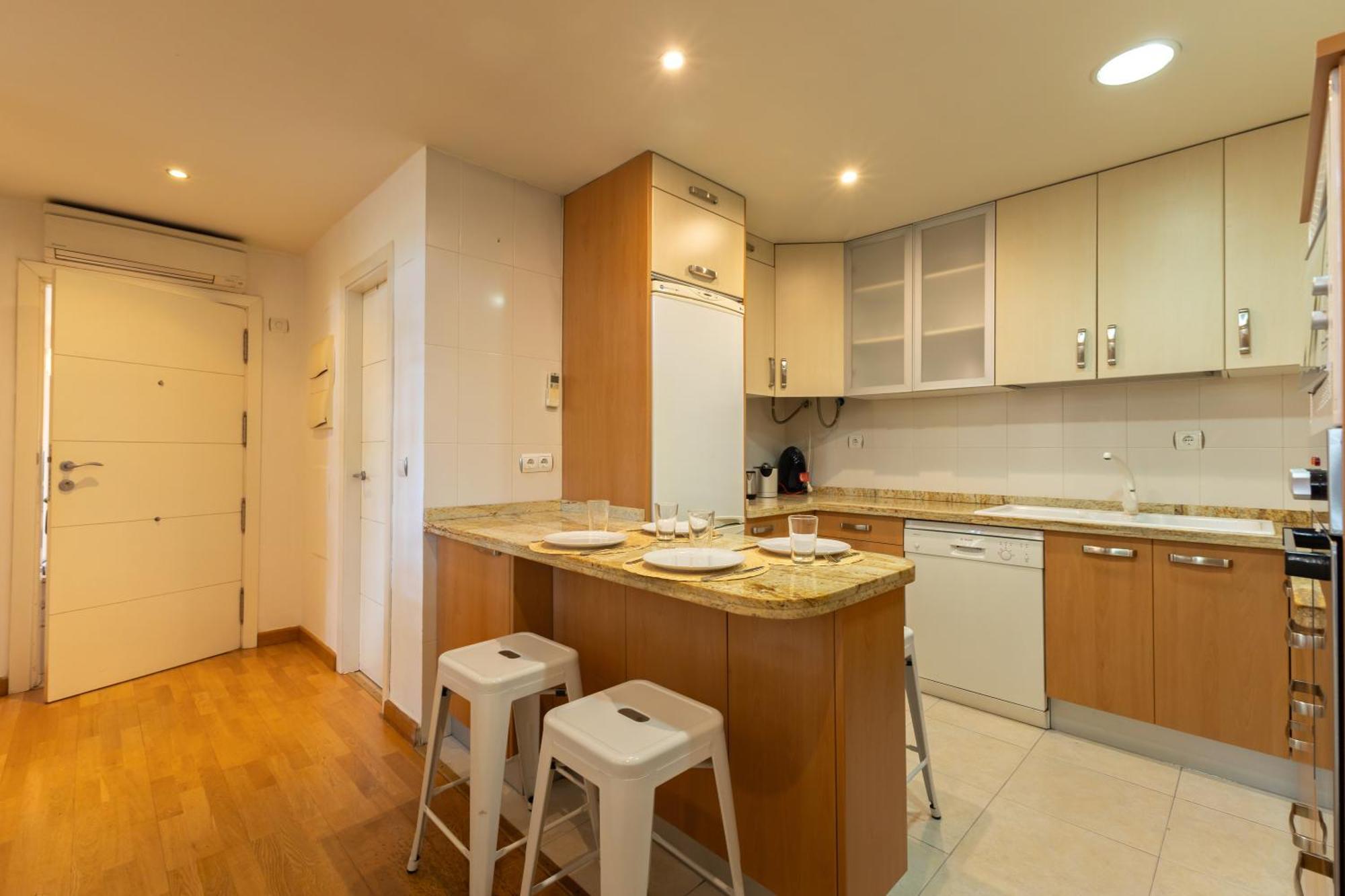Charming 2 Bedroom At Center By Cityzen